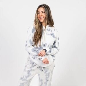 Feat BlanketBlend Hoodie Sweater in Moon Marble